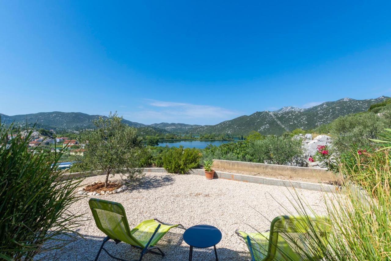 Apartman Ella Peracko Blato Exteriör bild