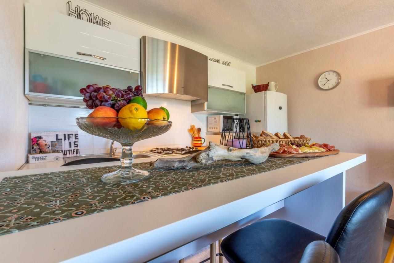 Apartman Ella Peracko Blato Exteriör bild